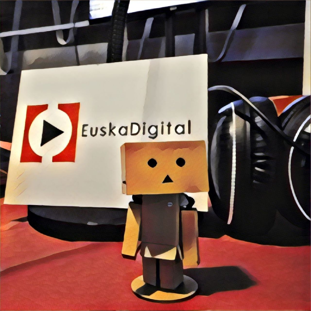 Descubre quien es nuestra mascota Danbo